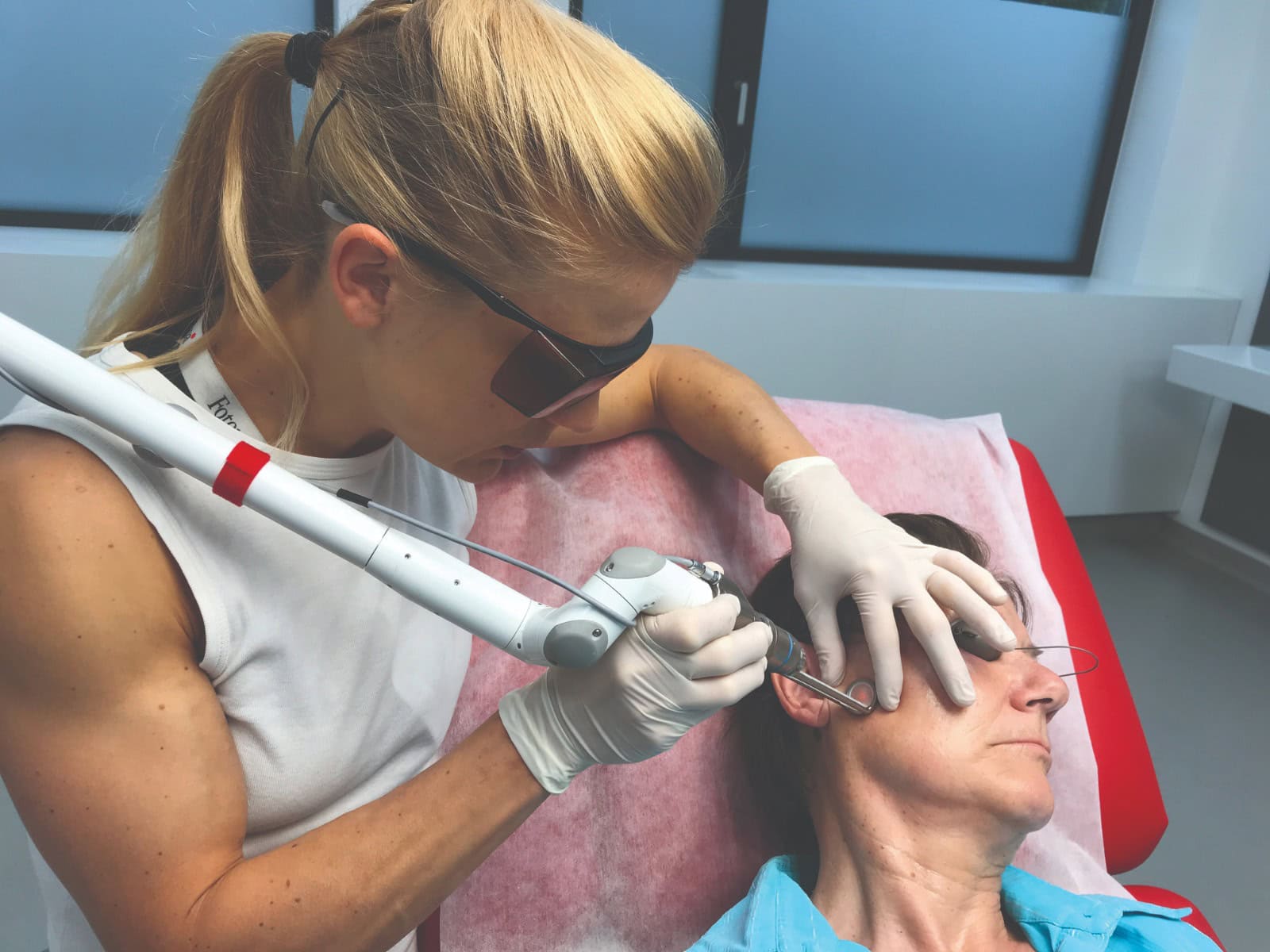 How UK Clinics are Scaling Up Their Operations Using Fotona Lasers: Real-World Success Stories