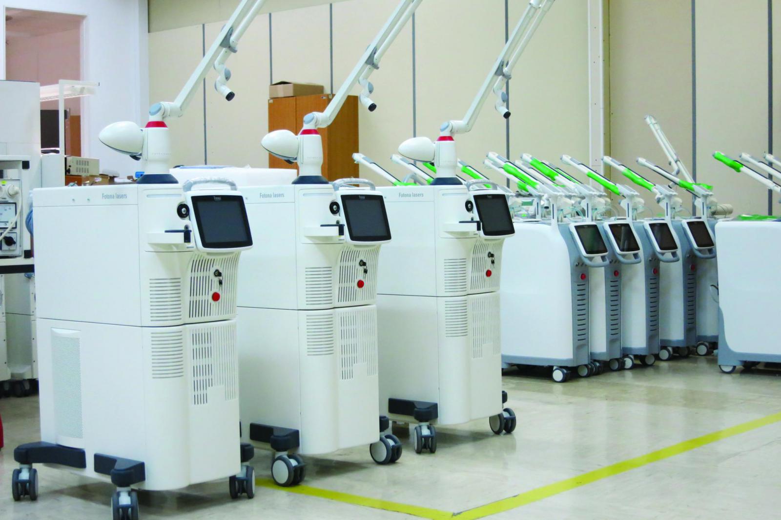 The difference between a Laser and IPL: A Comprehensive Guide to Selecting the Right Technology for Your Practice